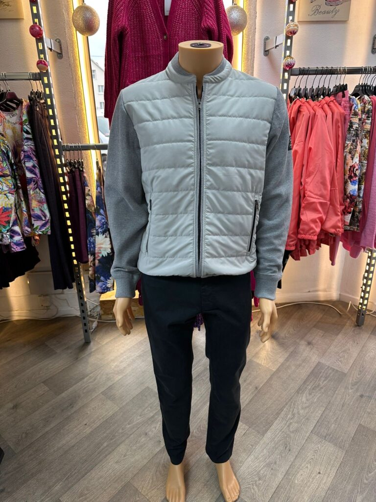 933c21c6-422a-4023-995a-d0a257367bda